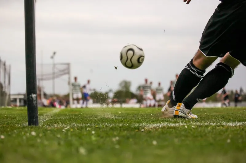 Piłka nożna - Jaki sprzęt jest potrzebny do uprawiania tego sportu?